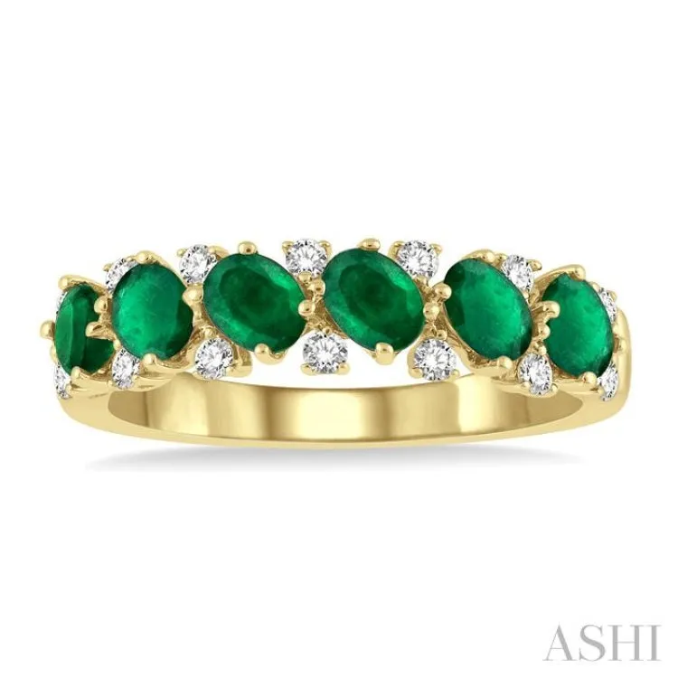 1/5 ctw Oval Shape 4X3MM Emerald and Round Cut Diamond Precious Band in 14K Yellow Gold