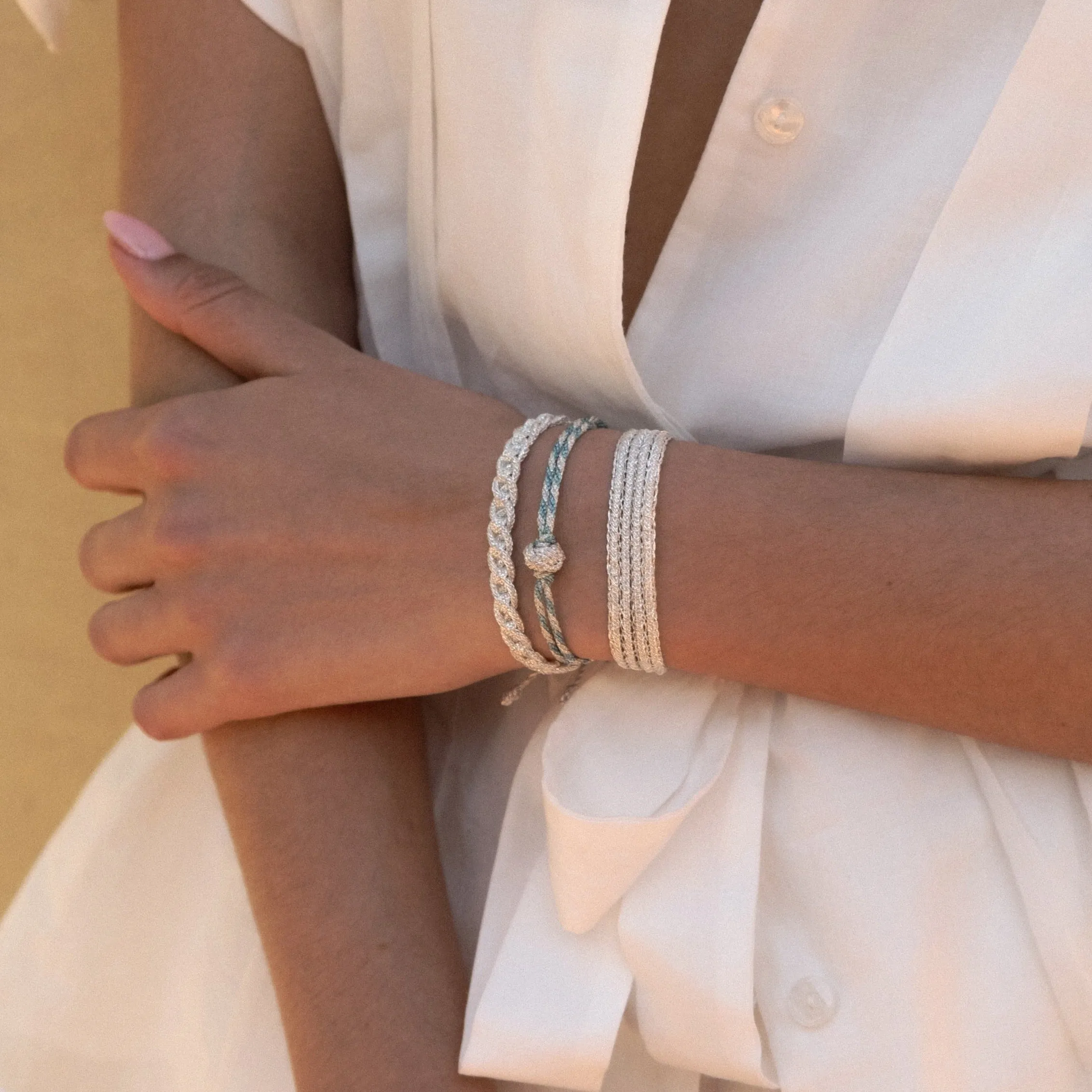 Akad n°2 Bracelet in Silver Blue Moon