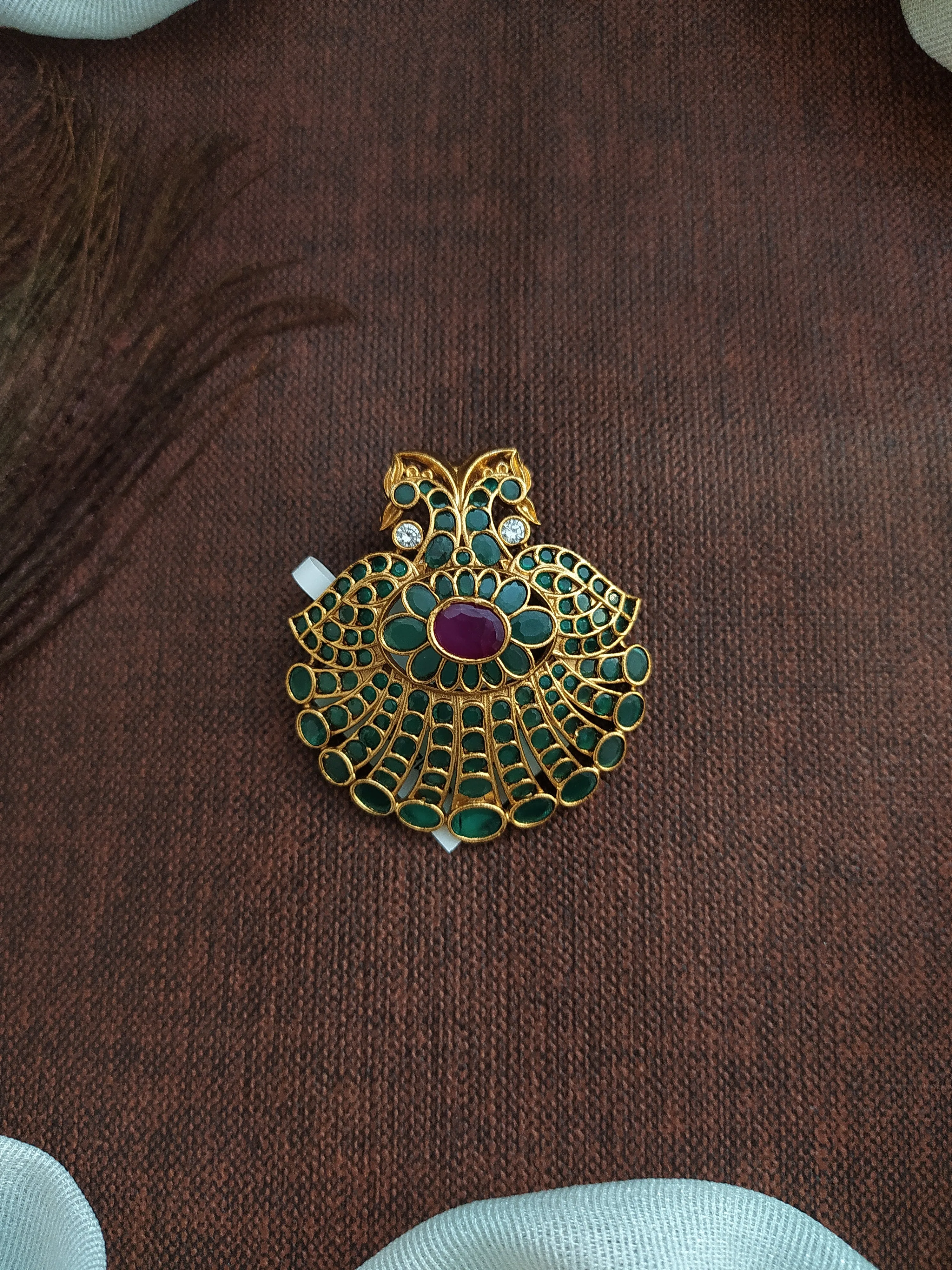 Antique Peacock-Designed Pendant Set