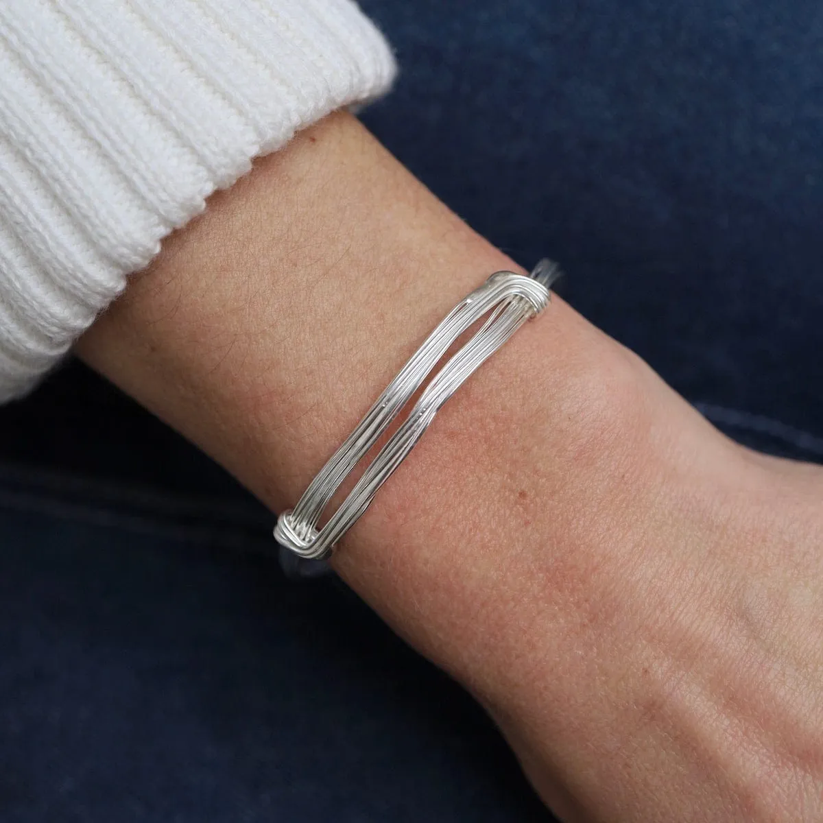 Elephant Hair Inspired Bangle - Shiny Sterling Silver - 7 Lines