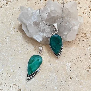 Emerald Quartz Teardrop Pendant - Jaya