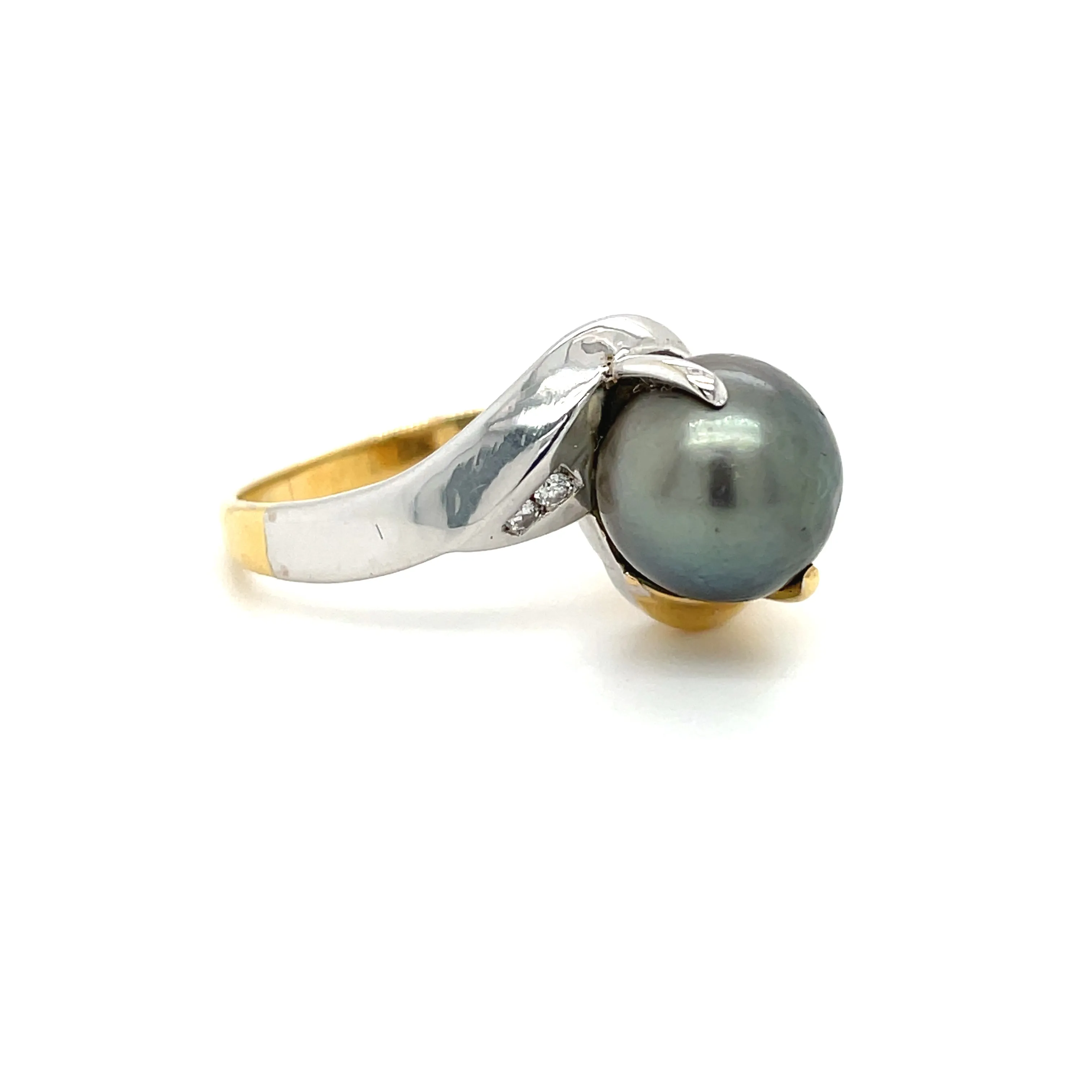 Estate 18K Tahitian Pearl Bypass Ring