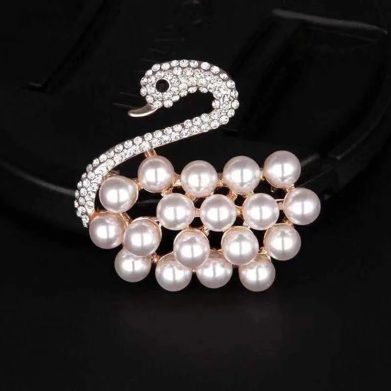 Fashion Pin Cat Flower Butterfly Imitation Pearl Alloy Inlay Rhinestones Opal Women'S Brooches