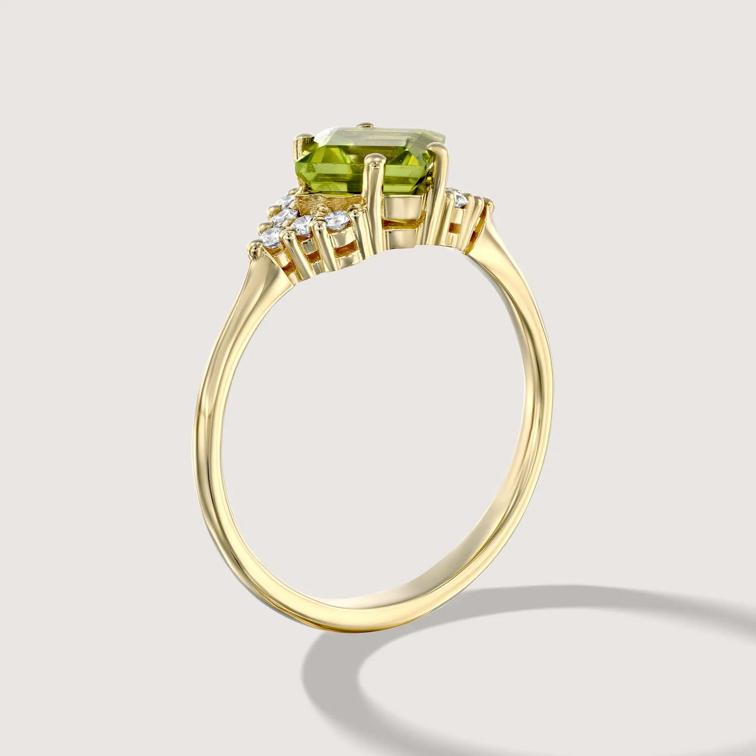 Juliette Ring With Diamonds and peridot