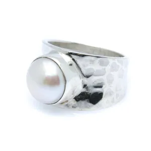 Low Tide Pearl Ring