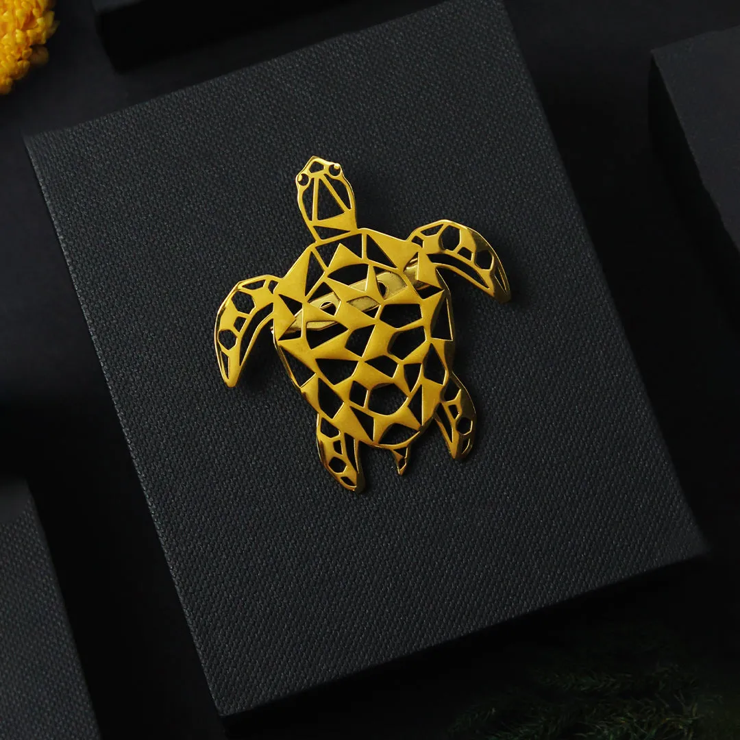 Peluche Turtle Tranquility Golden Stainless Steel Lapel Pin for Men