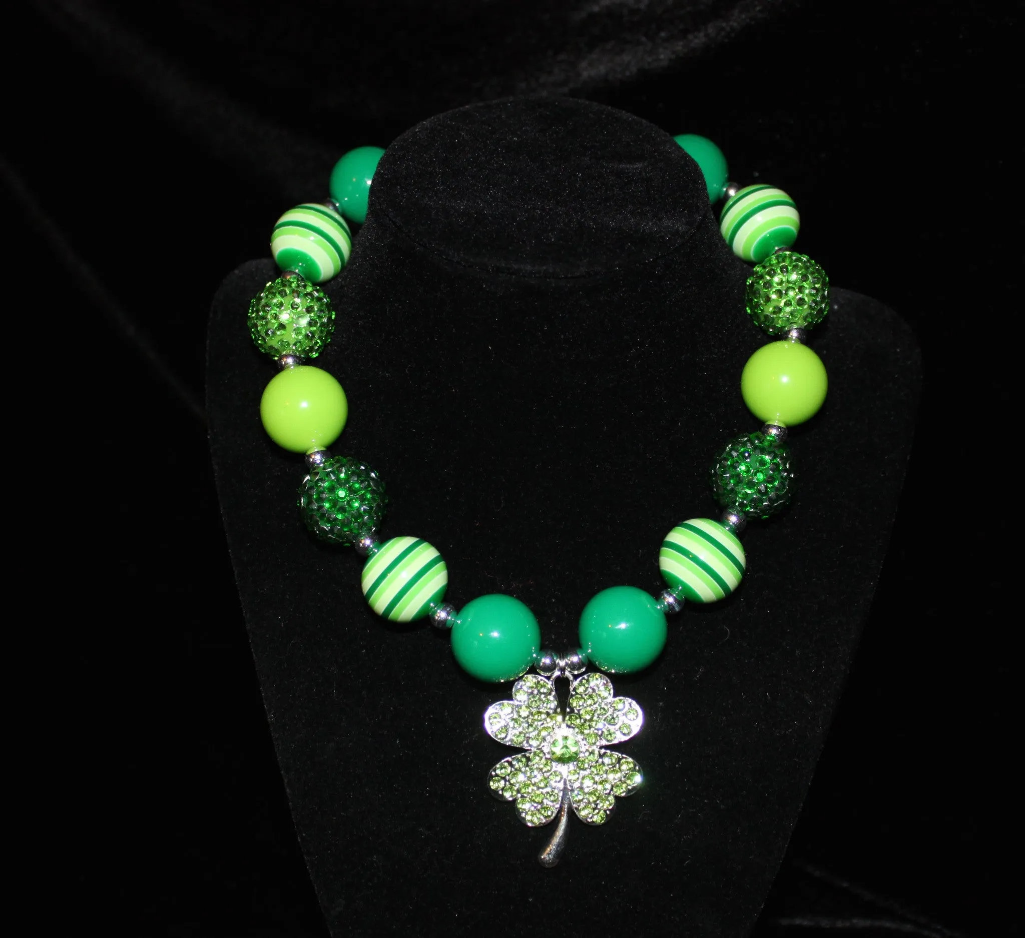 St. Patricks Day Shamrock Girls Chunky Bubblegum Necklace w/ rhinestone beads