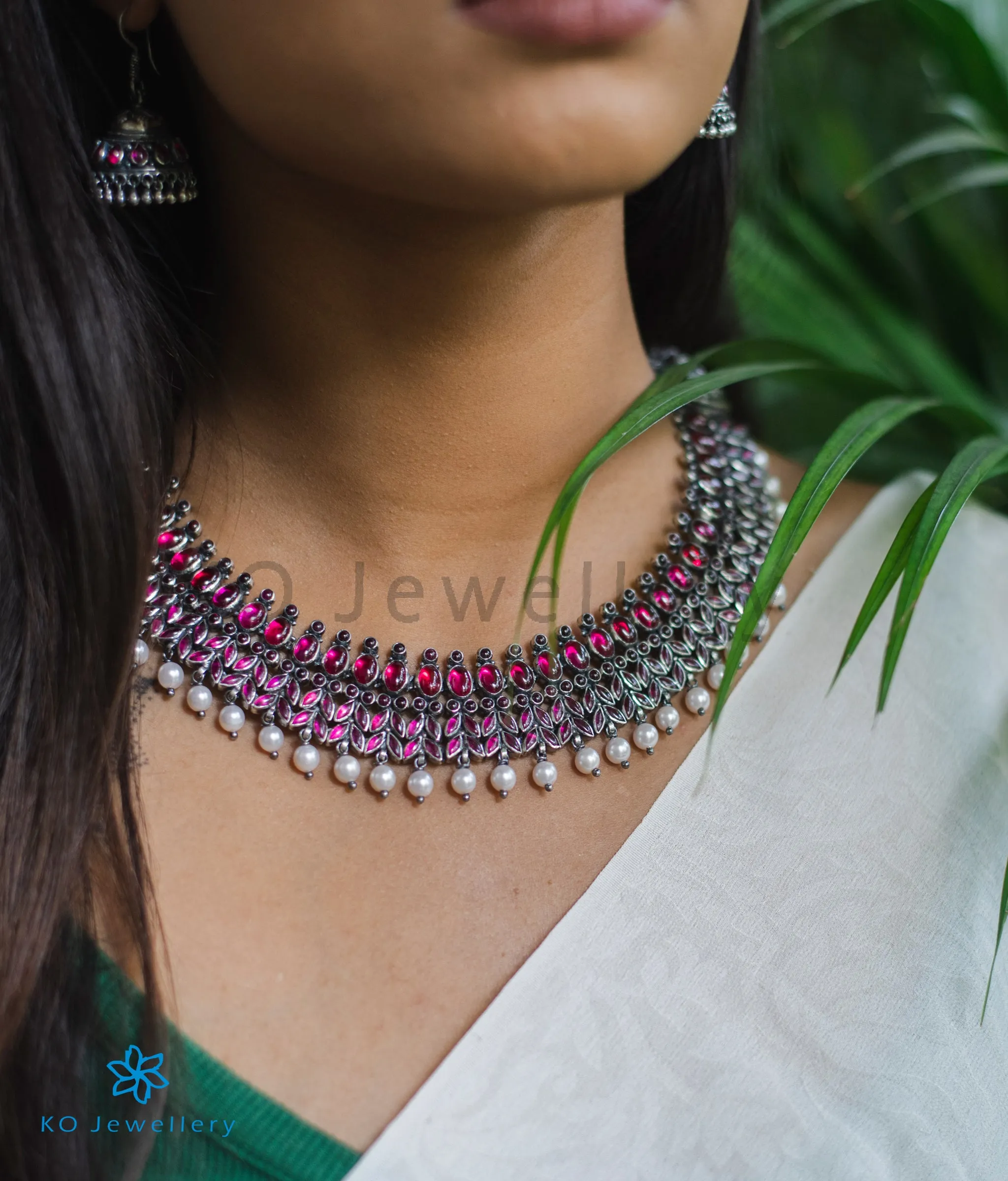 The Ahalya Silver Kempu Necklace (Oxidised)